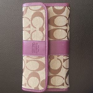 COACH Vintage Checkbook Wallet